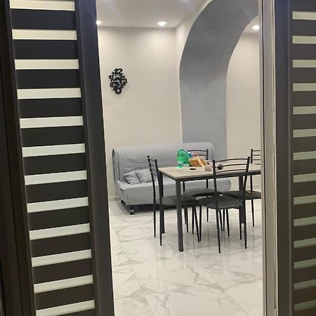 Апартаменты Angela House Неаполь Экстерьер фото